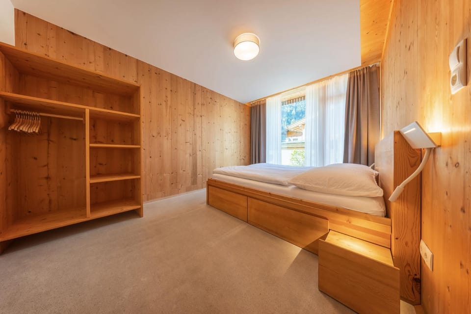 Bed, Bedroom, wardrobe