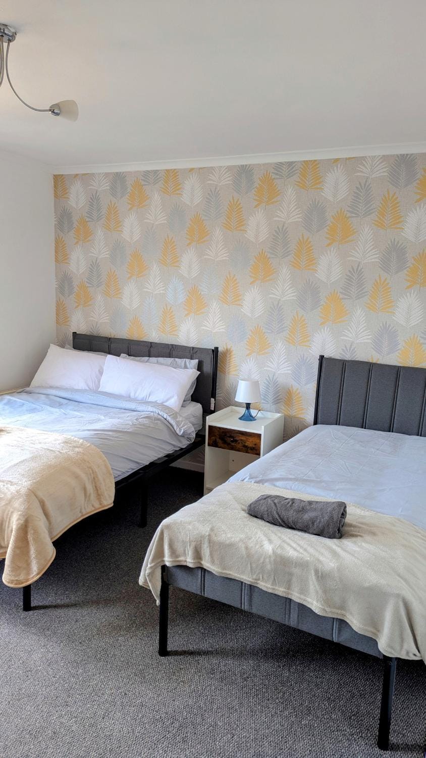 Bed, Bedroom