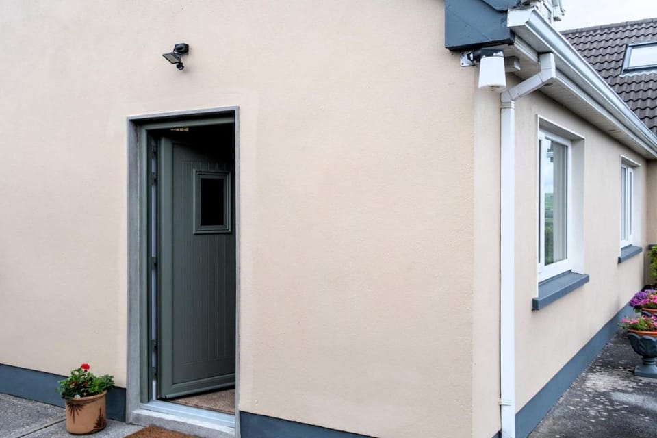 Doonshean View 2 bed self contained apartment Apartment in County Kerry