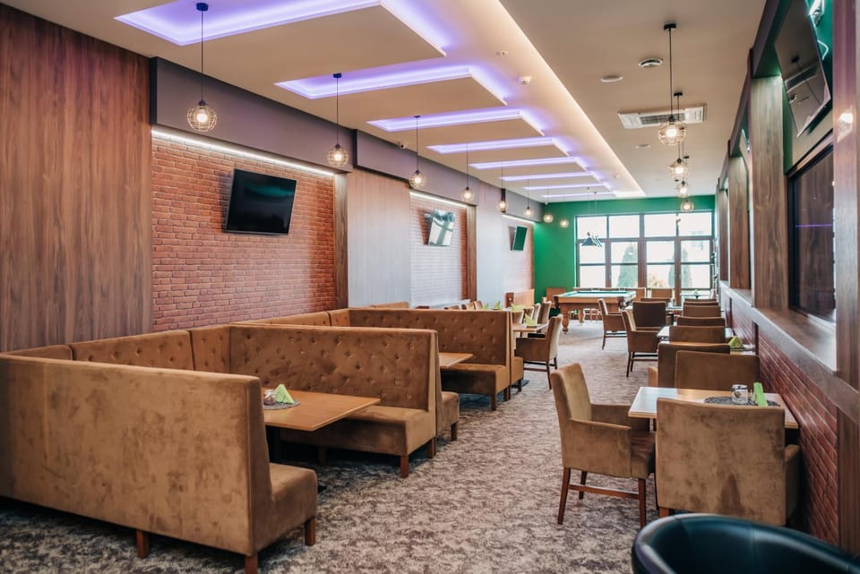 Lounge or bar