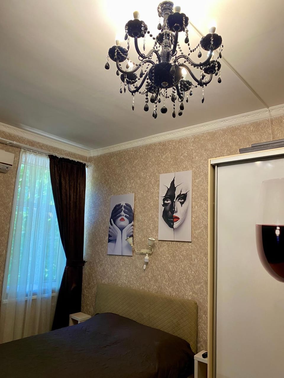 Bed, Photo of the whole room