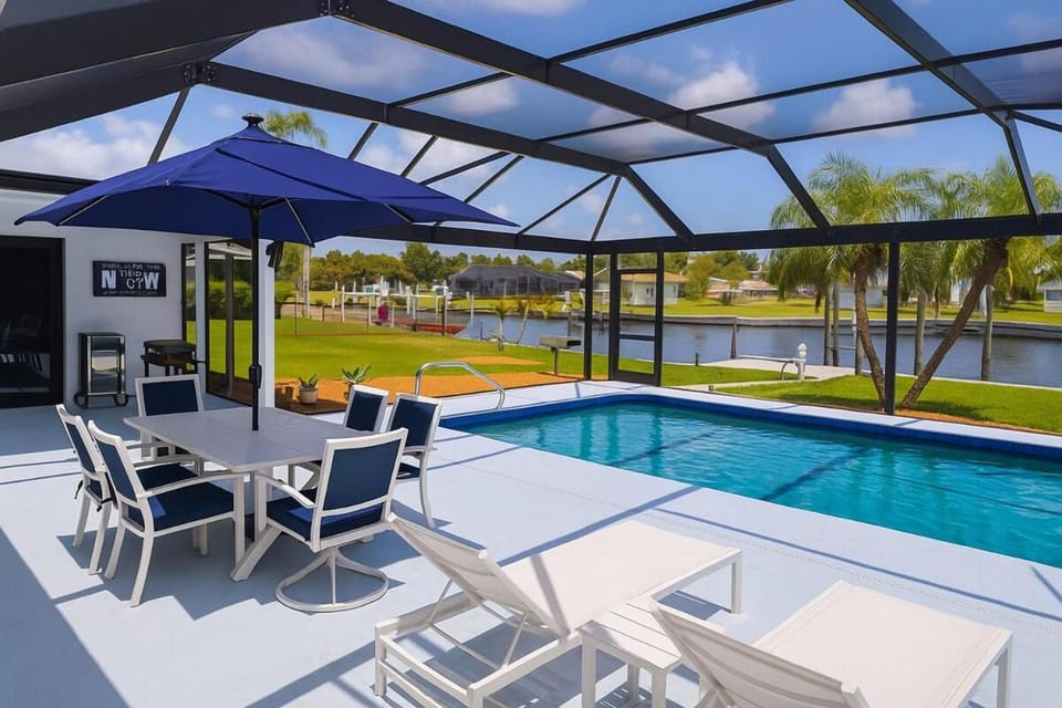 Patio, Swimming pool