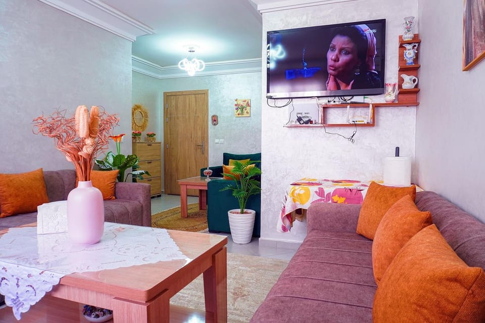 Communal lounge/ TV room, TV and multimedia, Living room