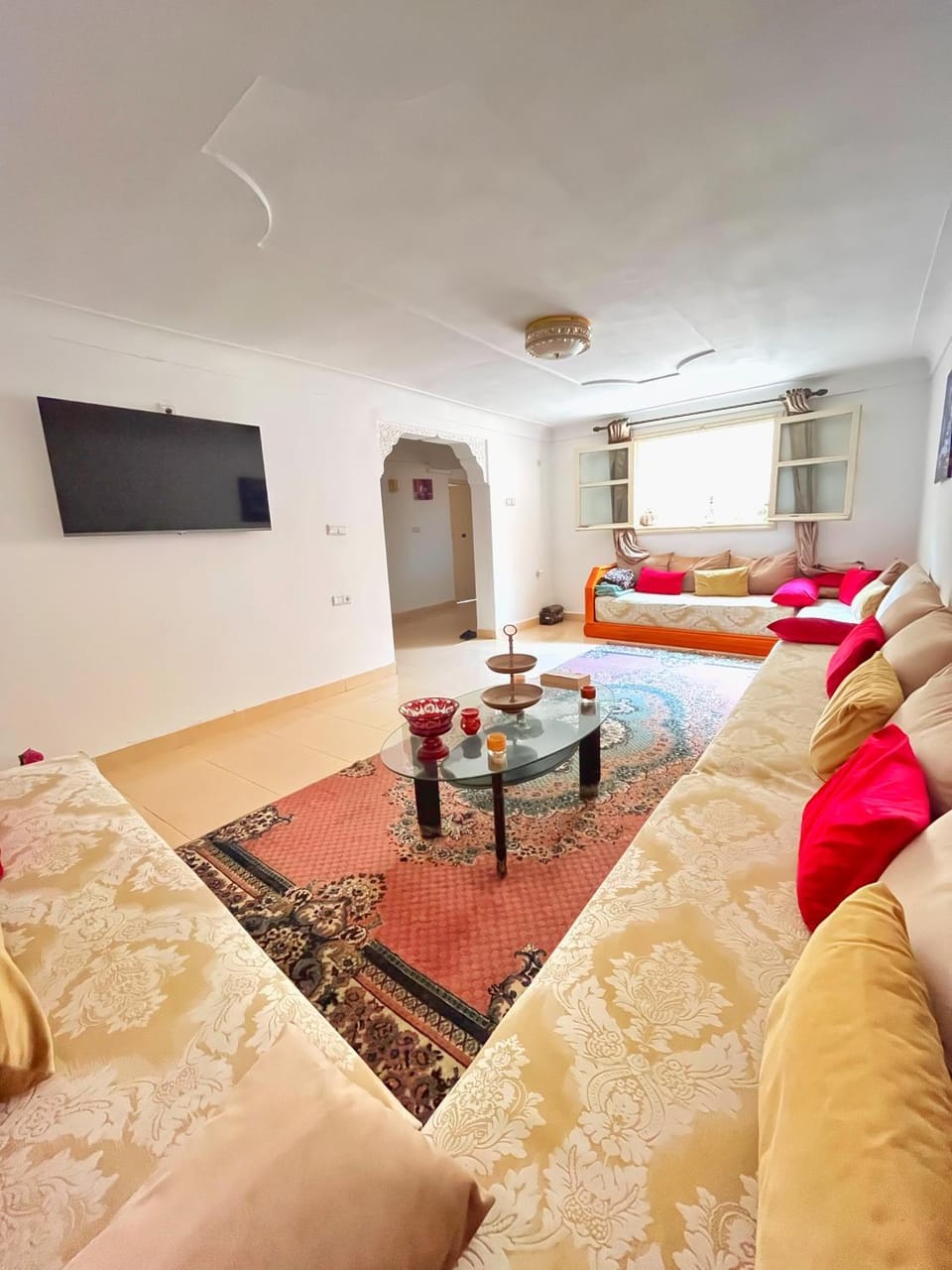Quiet 2 bedroom apartment and Terrace Center Apartment in Marrakesh