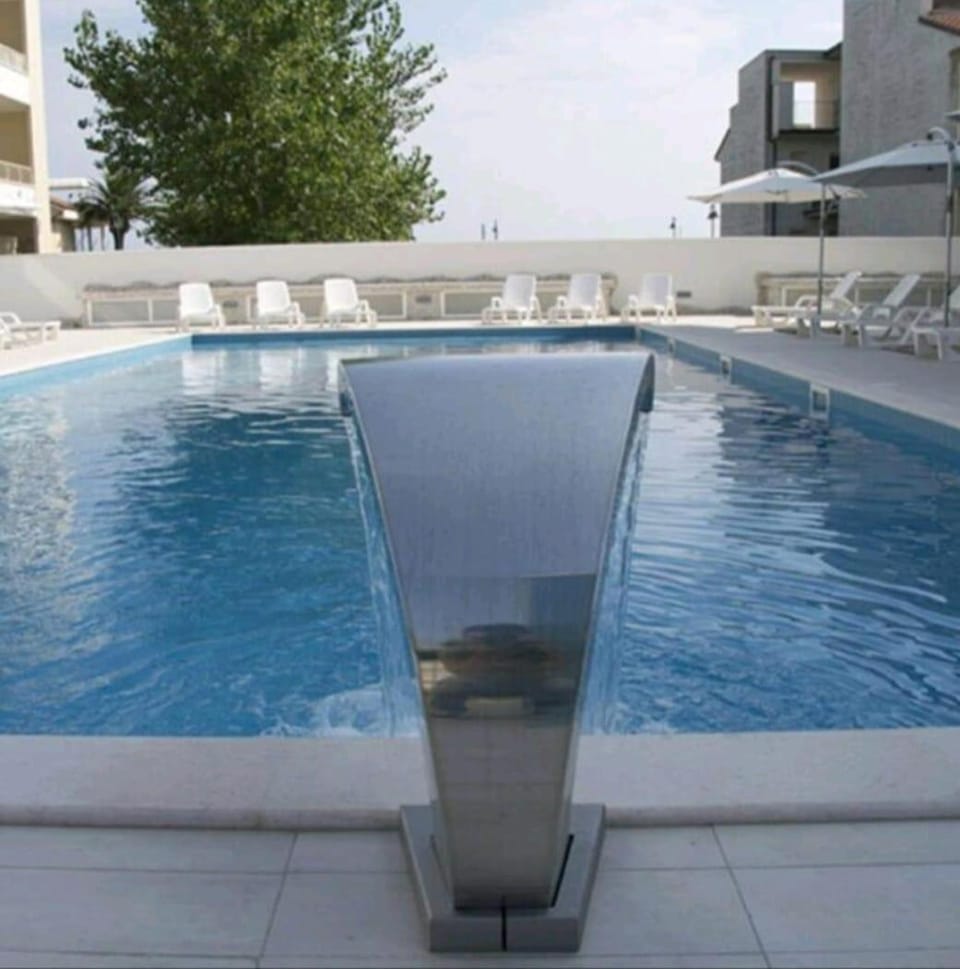 Pool view, Swimming pool