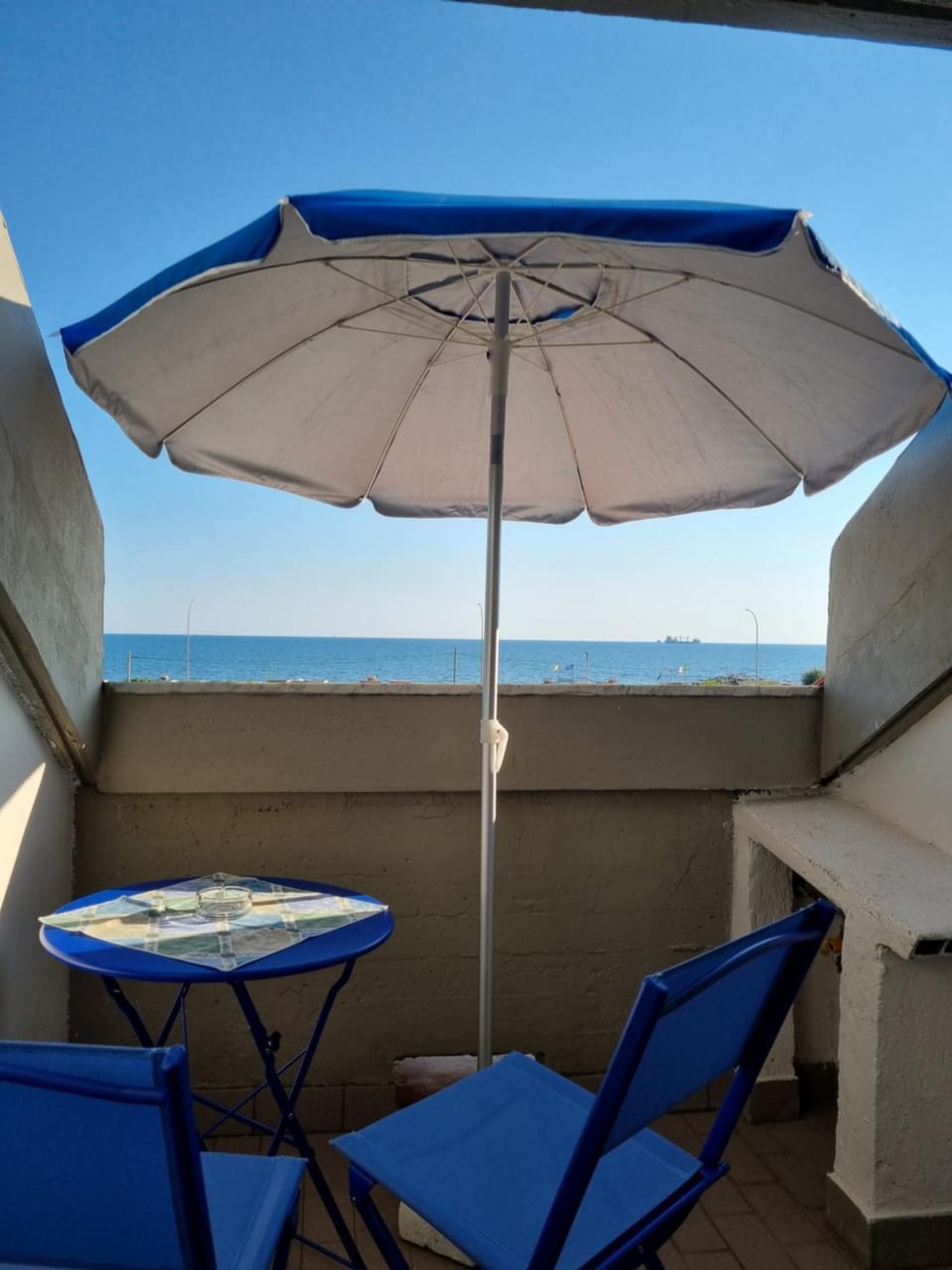 View (from property/room), Balcony/Terrace, Dining area, Beach, Sea view, Sea view