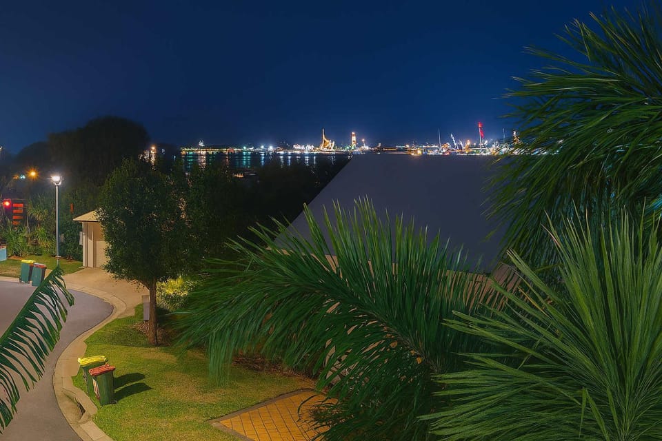 Night, Sea view