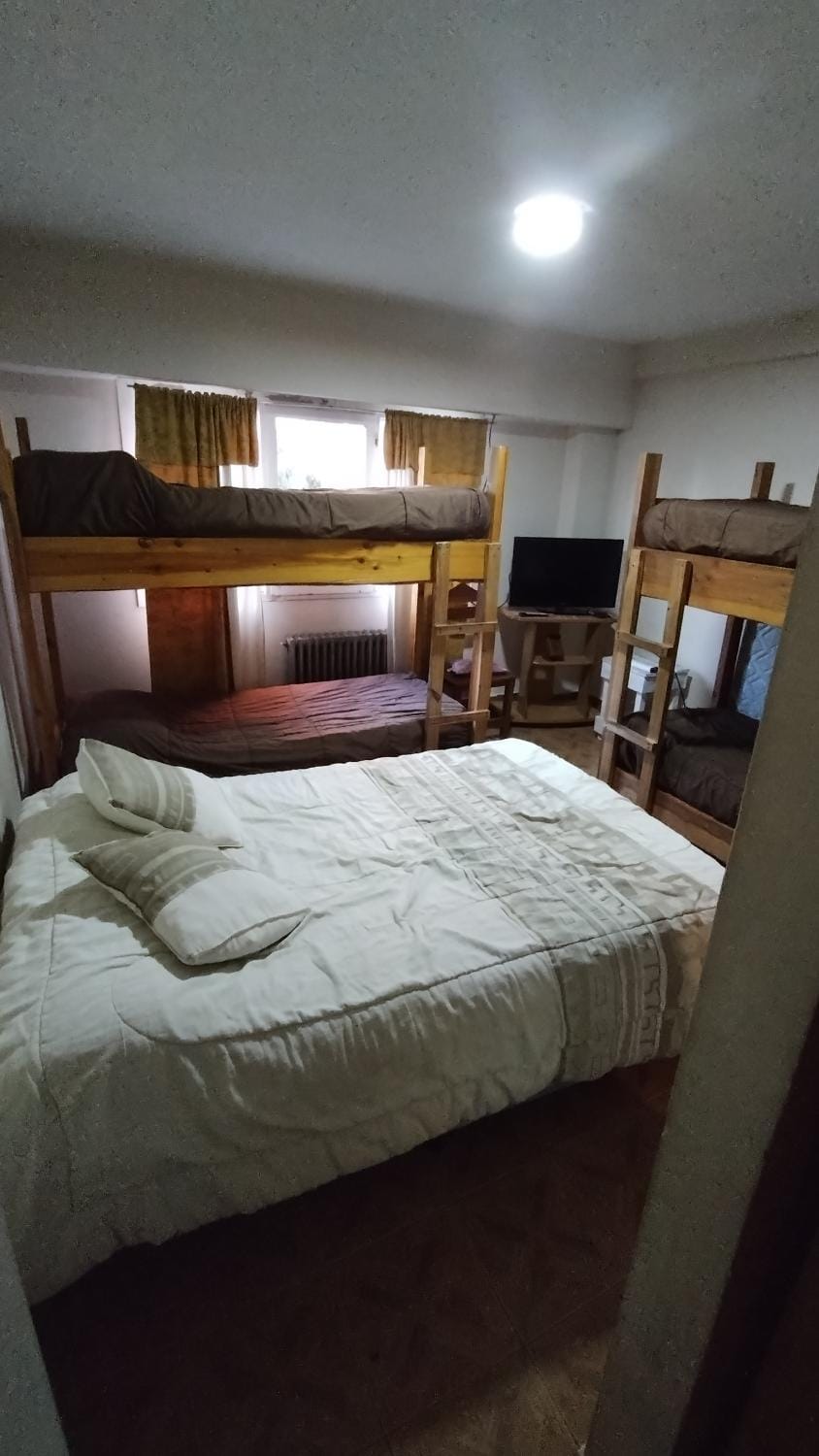 Habitación Familiar 5P Bariloche Hostel in San Carlos Bariloche