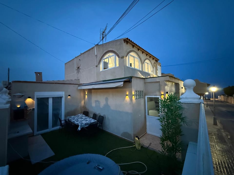 Villa para 12 personas en Santa Pola, frente a isla Tabarca House in Alacantí