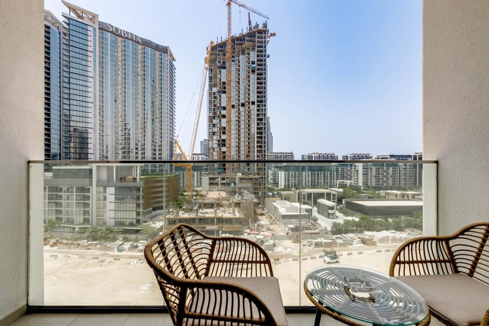 Property building, Patio, Day, View (from property/room), Balcony/Terrace, Living room, Seating area