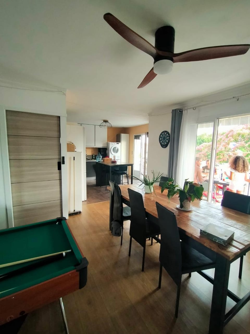 Kitchen or kitchenette, Living room, Dining area
