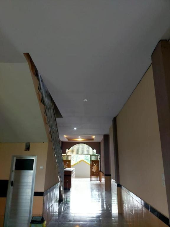 Al Kiswah homestay Hotel in West Praya