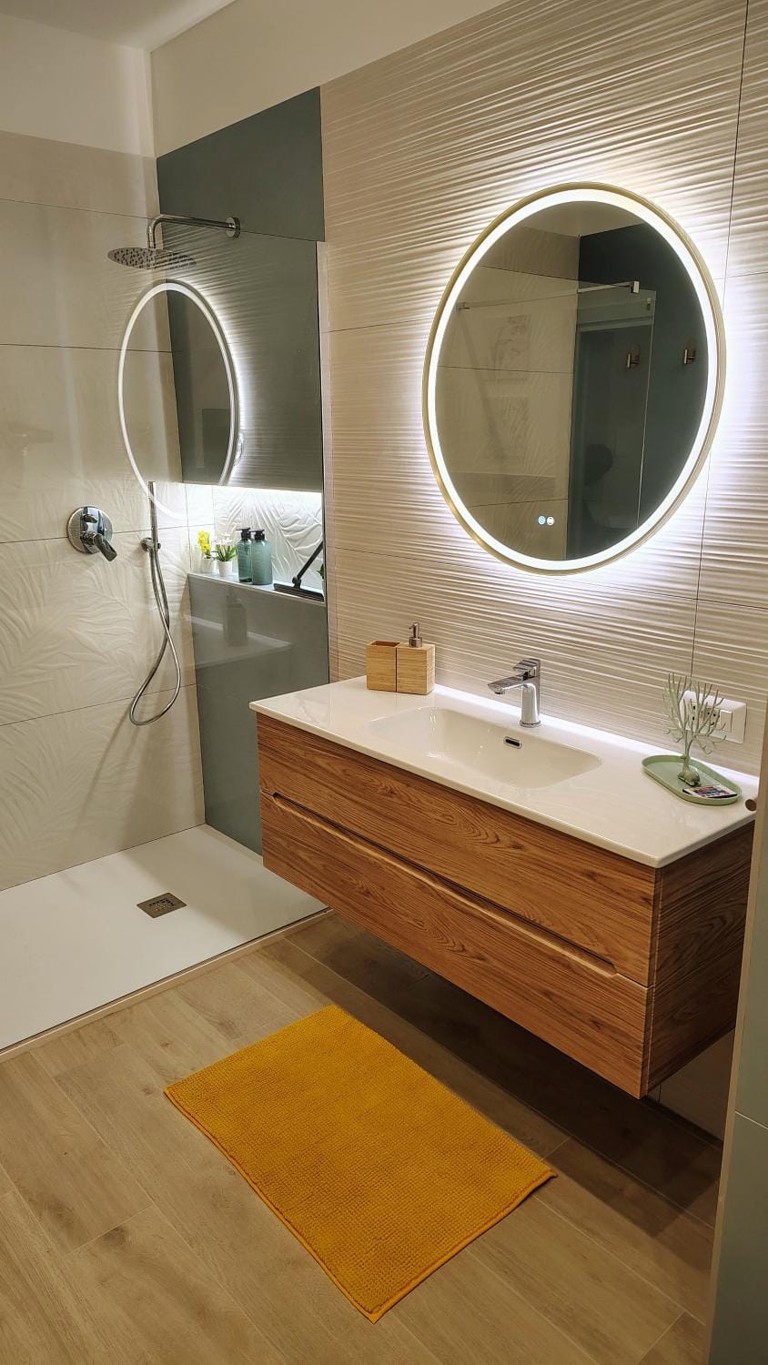 Shower, Bathroom, Bath, towels
