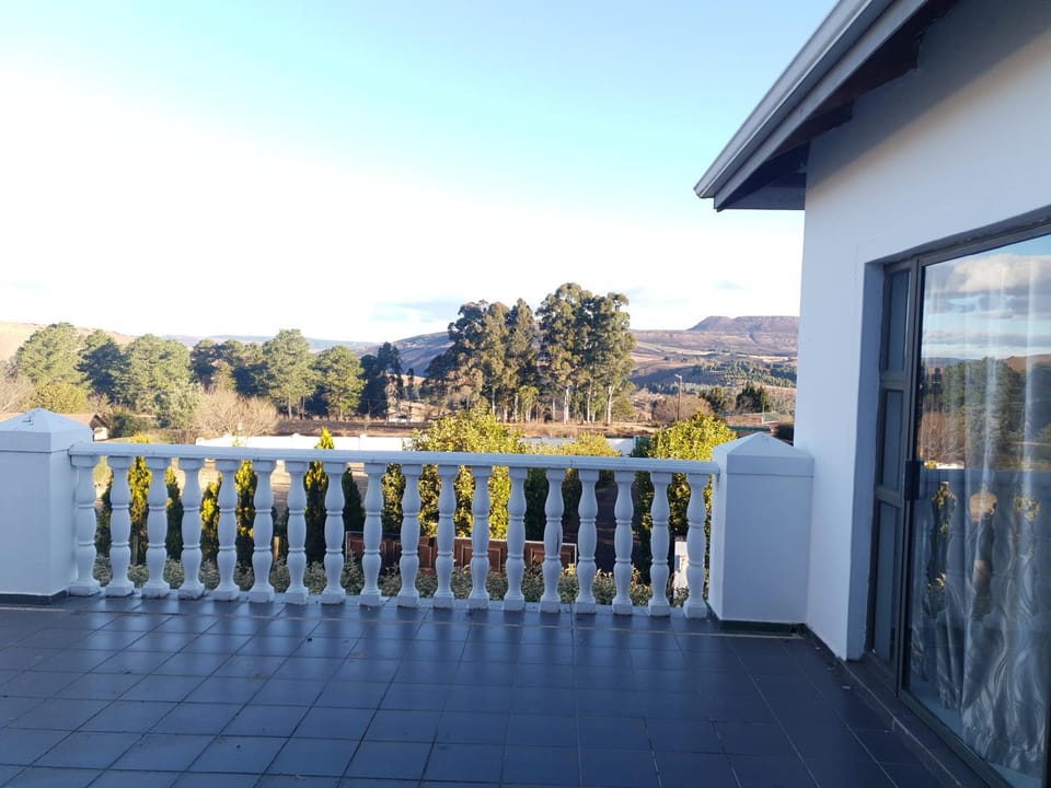 View (from property/room), Balcony/Terrace, Balcony/Terrace, Mountain view