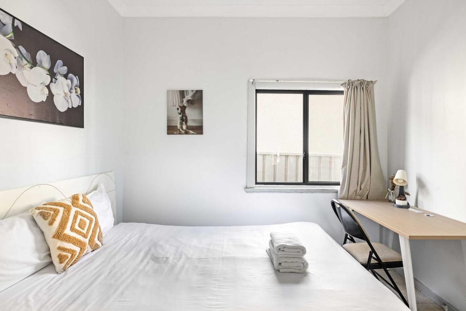Peaceful Stay in Lidcombe - Double Room on a Quiet Street - Shared Bathroom Bed and Breakfast in Lidcombe