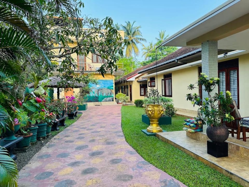 EL-Dorado Family Stay Bed and Breakfast in Hikkaduwa