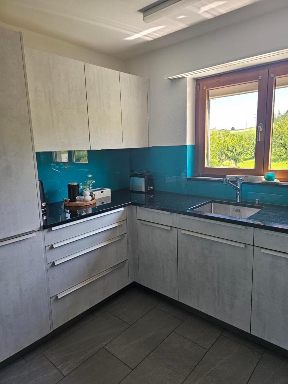 Apartment Hügelruhe Mandach - 100 m2 - 3 Schlafzimmer - Ferien - Business Apartment in Aargau, Switzerland