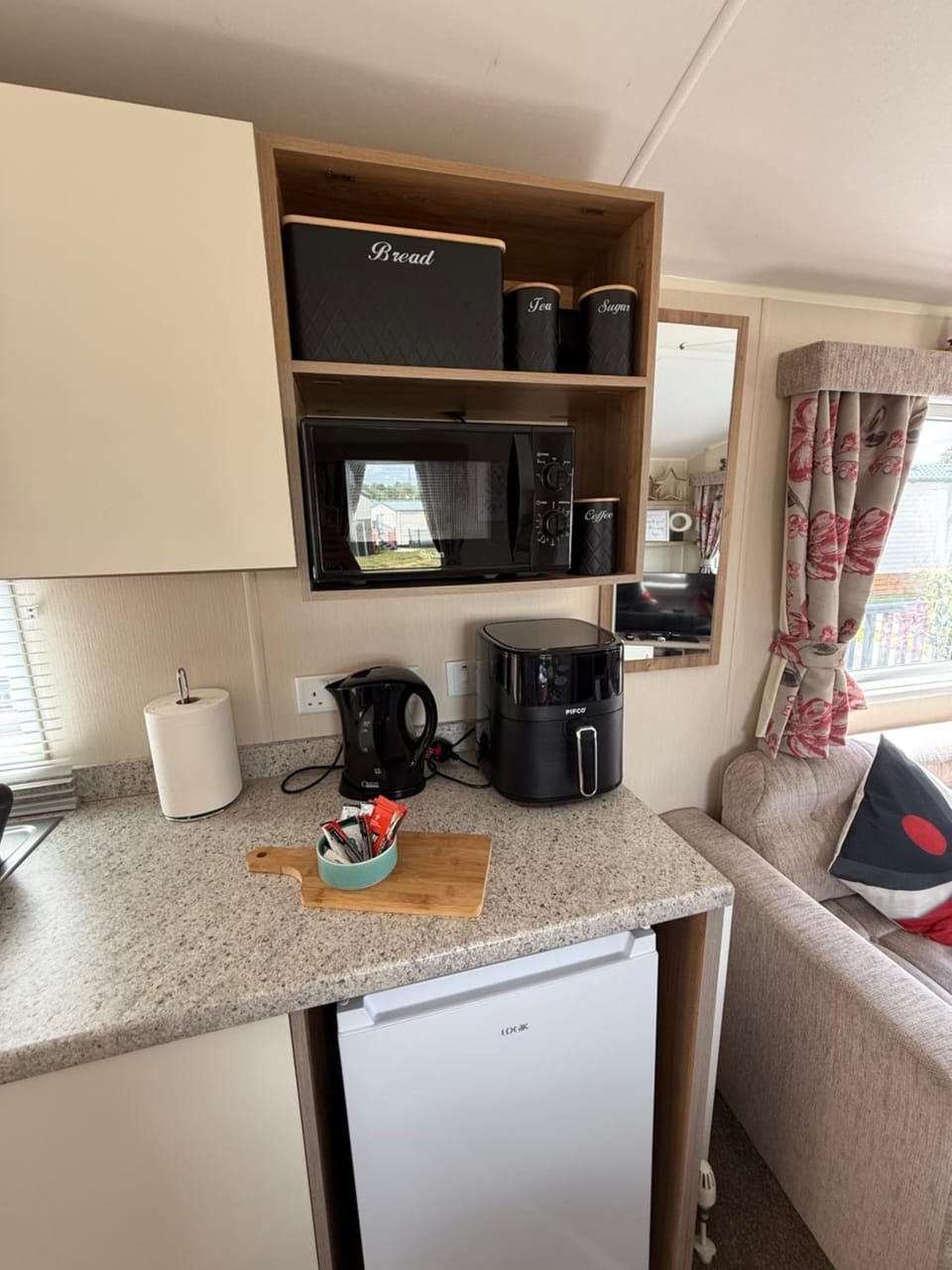 Coffee/tea facilities, Kitchen or kitchenette, pet friendly