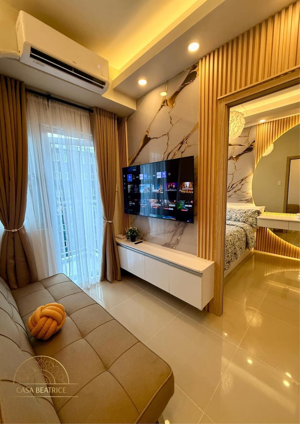 Communal lounge/ TV room, Living room