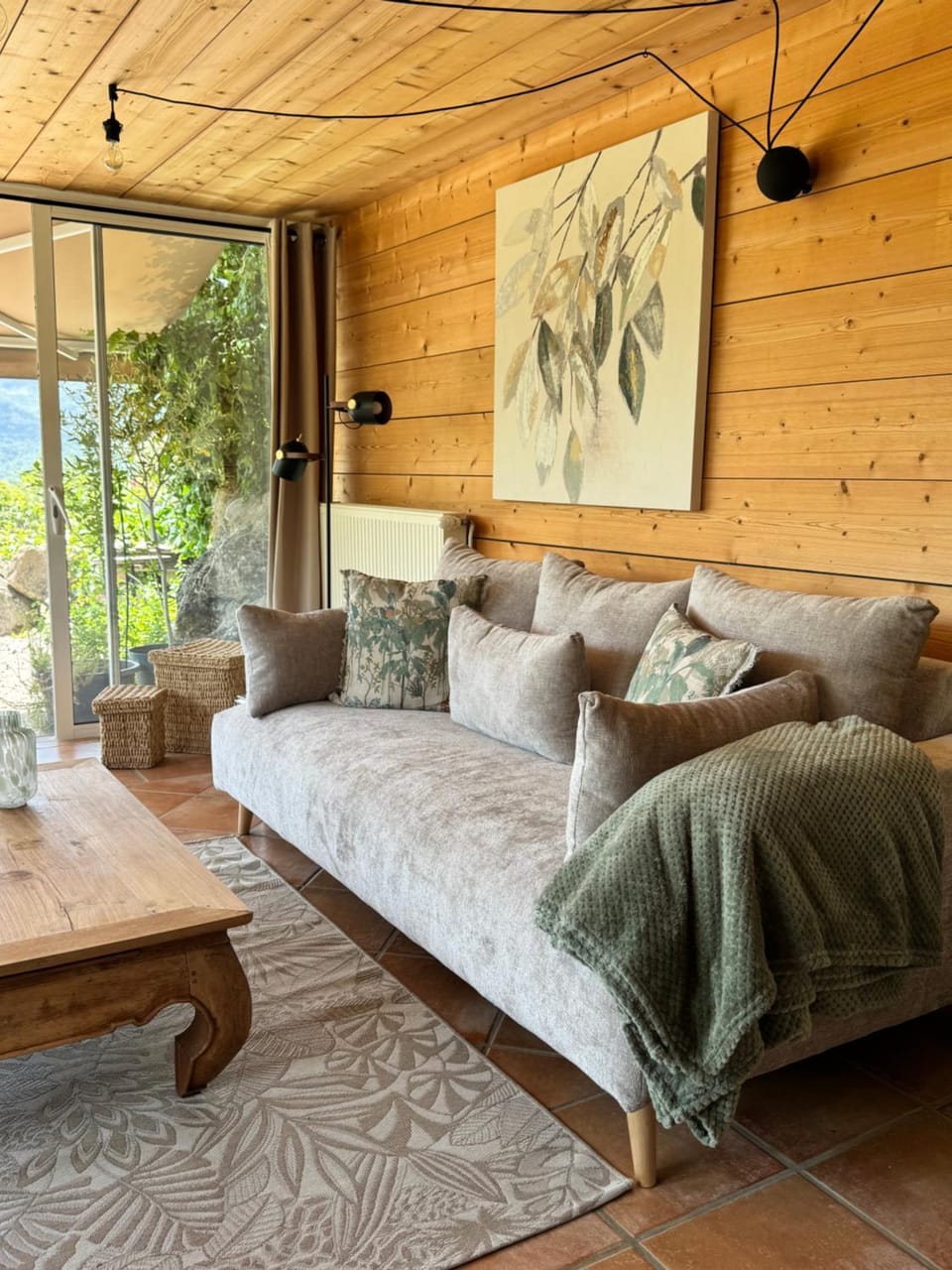 L'INSTANT CAUSSE Logement entier Bed and Breakfast in Occitanie