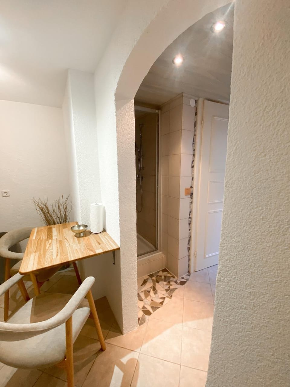 Shower, Dining area