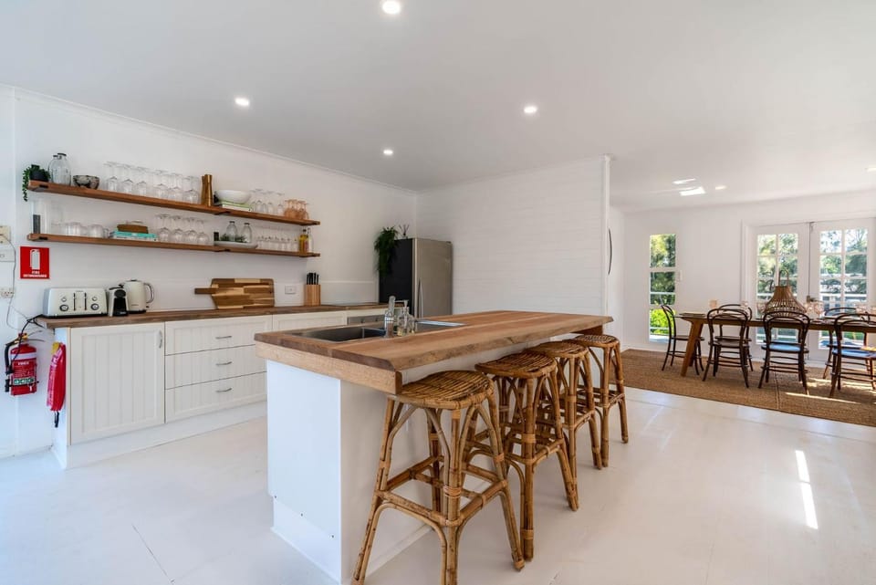 Pa Le Mer - Culburra Beach House in Culburra Beach