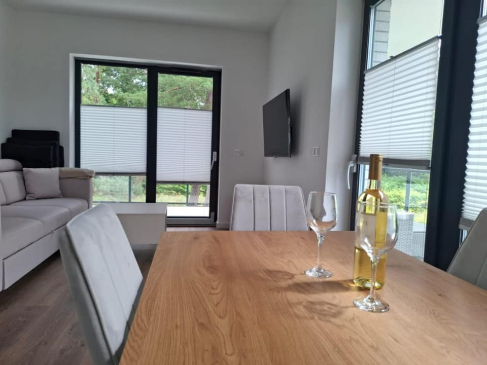 Apartament Happy Bursztynowy z klimatyzacją Apartment in West Pomeranian Voivodeship, Poland