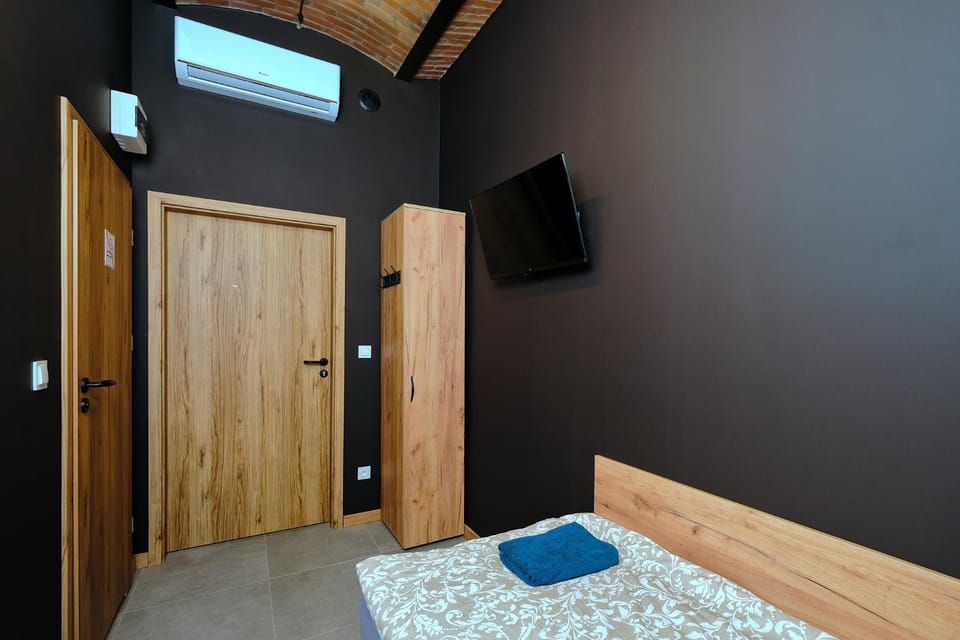 Noclegi Kilińskiego Apartment hotel in Lower Silesian Voivodeship