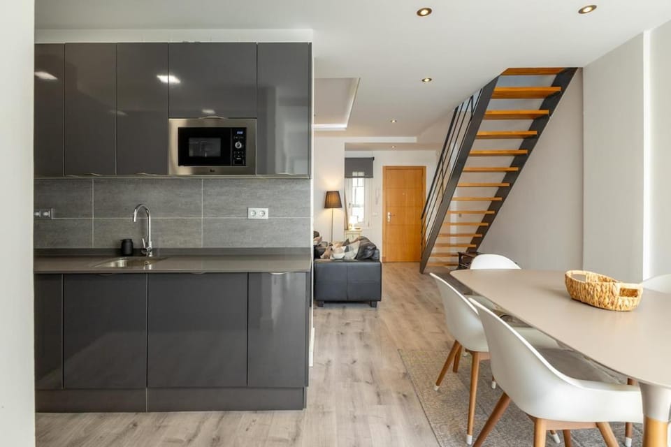 Cardenal Spinola Duplex Center by Valcambre Apartment in Seville