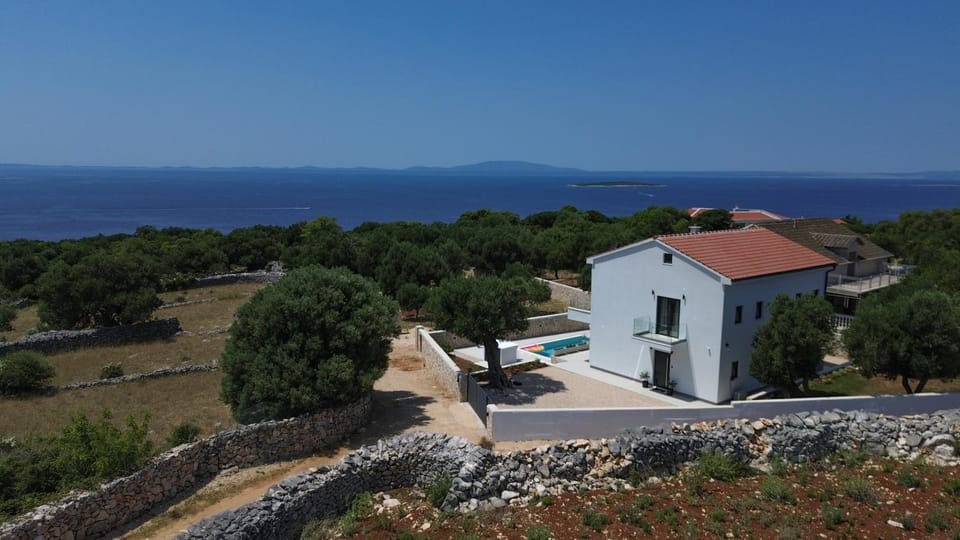 Nearby landmark, Natural landscape, Sea view
