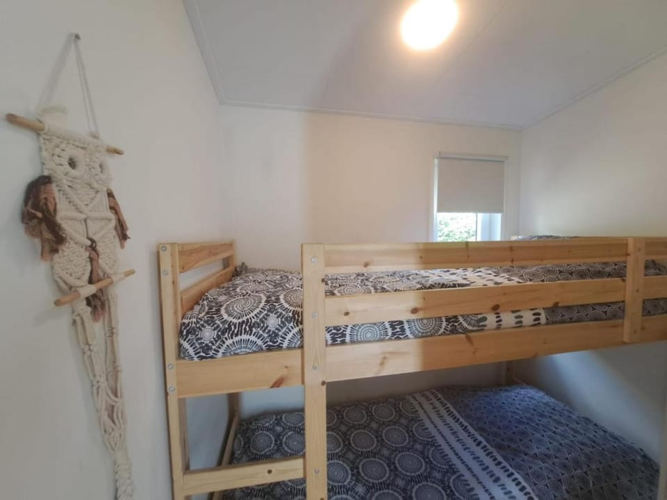 Bed, Photo of the whole room, Bedroom, bunk bed