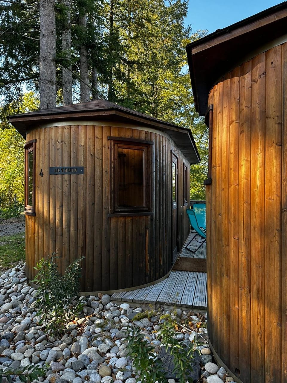 L'Écorce & le Tanin - 2 cabanes cosy pour 4, pêche Chalet in Switzerland