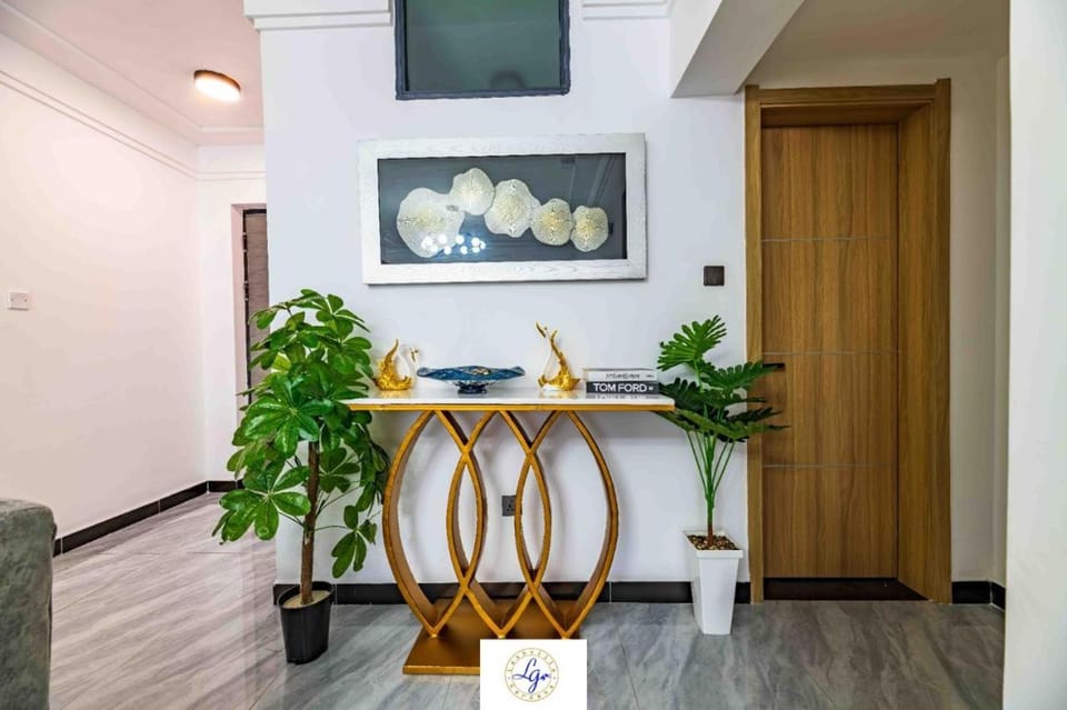 luxury living one bedroom apartment with fully equipped gym heated swimming pool children playing ground and amazing scenic views Apartment in Nairobi
