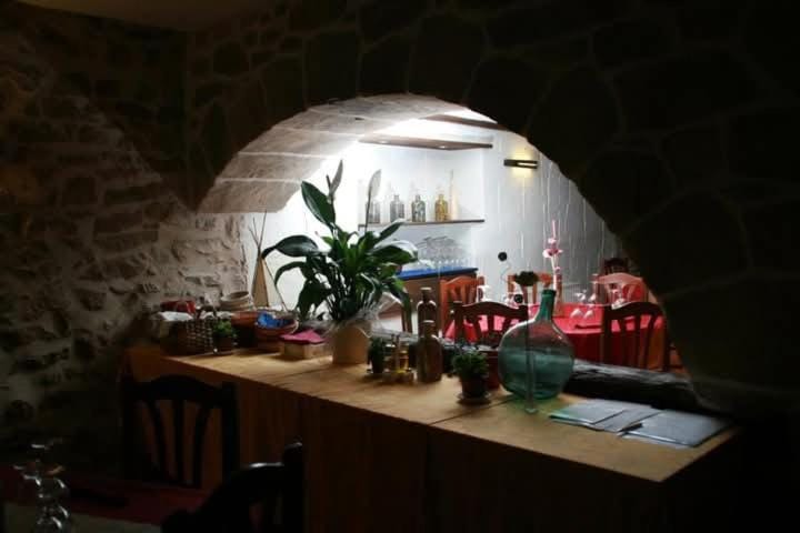 Fonda Angeleta Hotel in Aragon