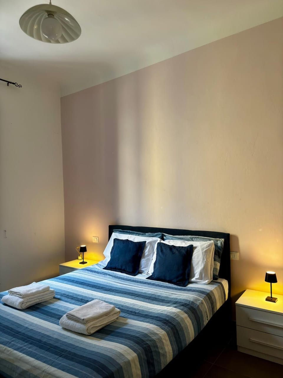 Casa Vittoria a Due Passi dal Centro Apartment in Florence