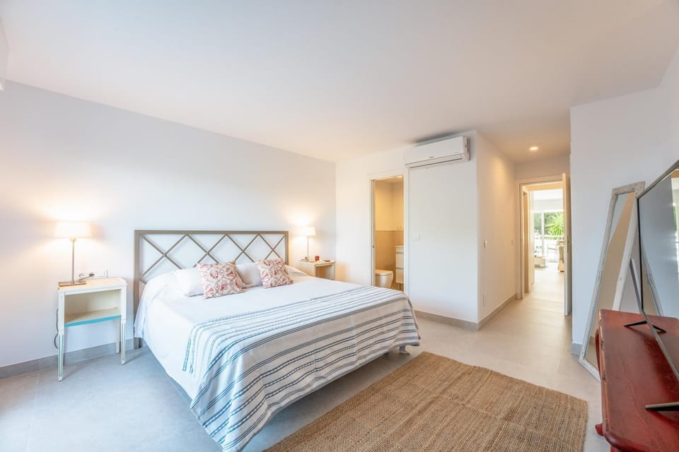 Montegolf renovated flat by Kura Homes Apartment in Marbella