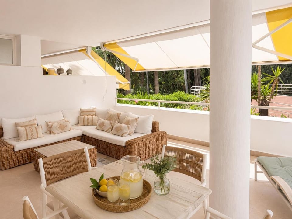 Montegolf renovated flat by Kura Homes Apartment in Marbella