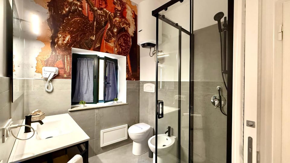 Shower, Toilet, Bathroom