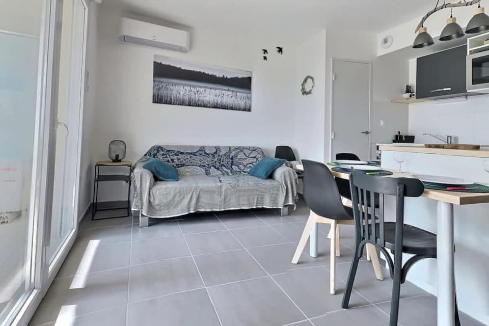 Loggia Verde -Cozy Apartment in Occitanie