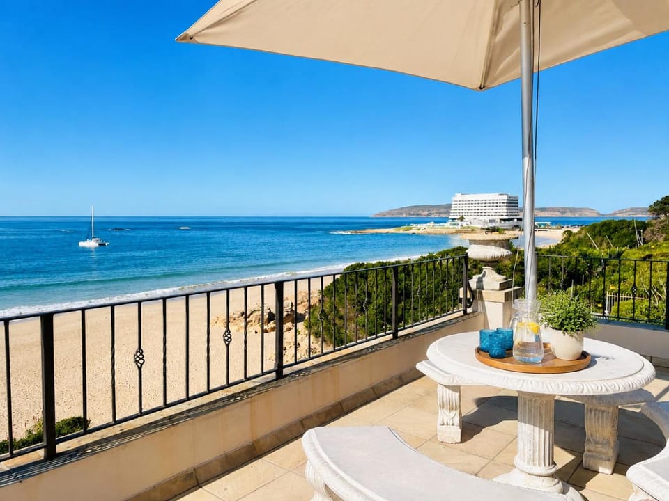 Patio, Nearby landmark, Day, Natural landscape, View (from property/room), Balcony/Terrace, Dining area, Beach, Mountain view, Sea view