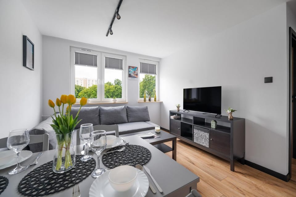 TV and multimedia, Living room, Dining area