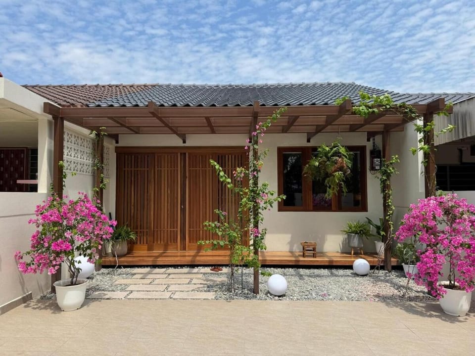 Property building, Garden
