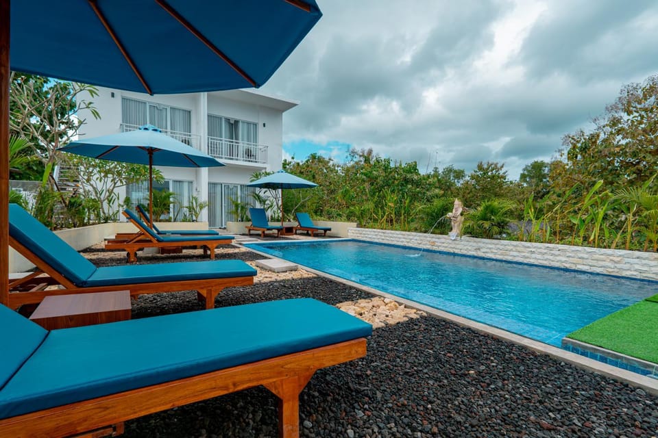 Garden, Garden view, Pool view, Swimming pool, sunbed