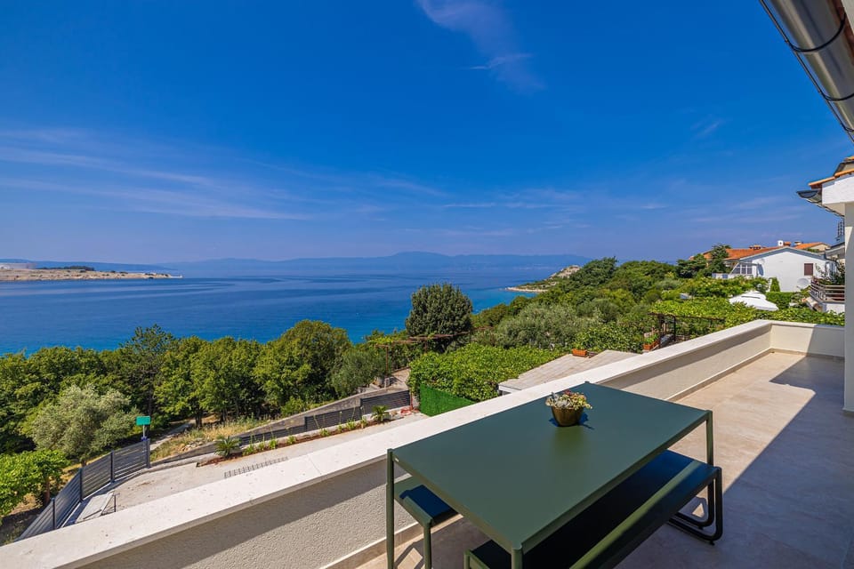 View (from property/room), Balcony/Terrace, Sea view