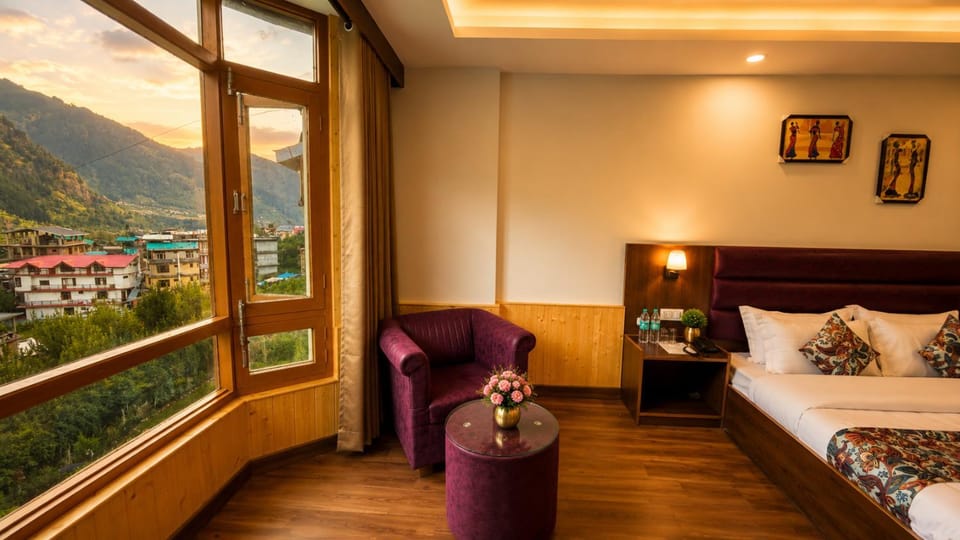View (from property/room), Photo of the whole room, Bedroom, Mountain view