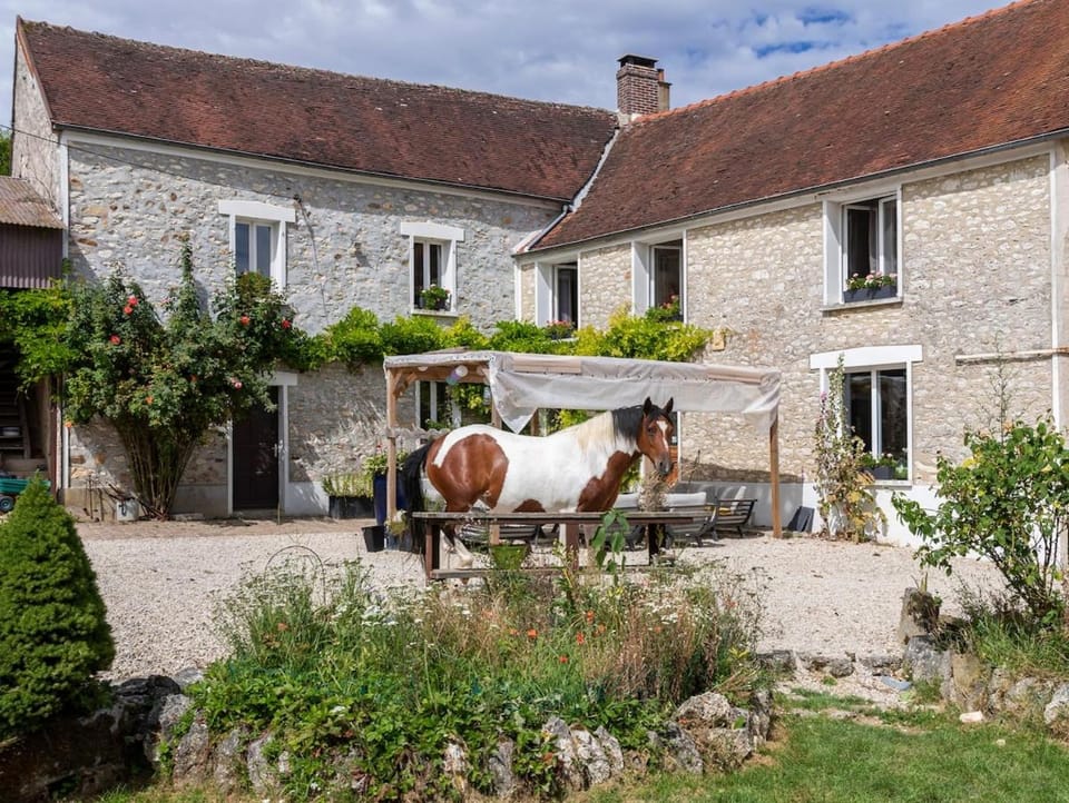 Gite avec piscine Relais de la Canivotte House in Île-de-France