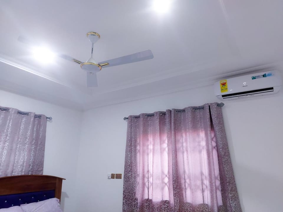 EbenMay Lodge Bed and Breakfast in Accra