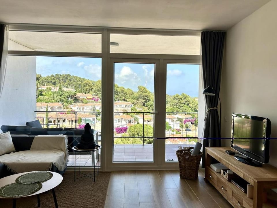 TV and multimedia, Balcony/Terrace, Living room