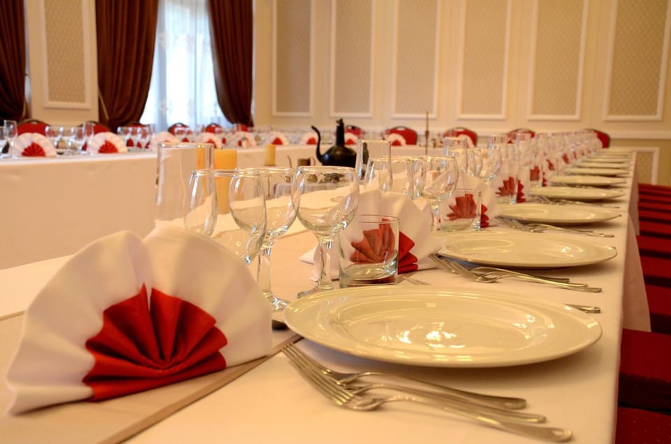 Restaurant/places to eat, Restaurant/places to eat, Day