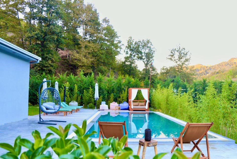 Property building, Swimming pool
